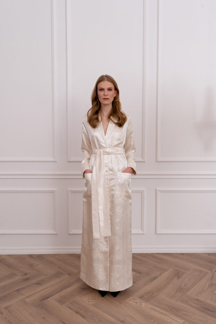 Long-luxurious-tailored-and-hand-finished-silk-belted-robe-with-a-fully-covering-silk-lining-La-Vie-Parisienne-Bubble-Bee-Signature-Collection-Y22_front-scaled.jpg